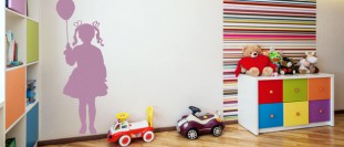 Nálepka na zeď holčička s balónkem, polep na stěnu a nábytek